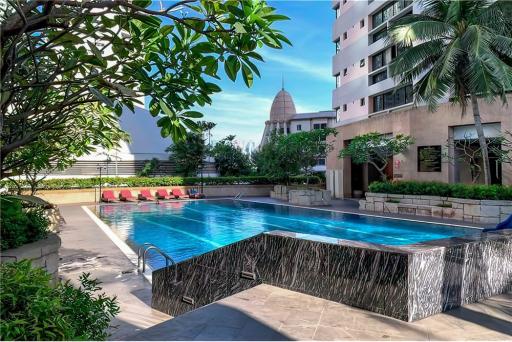 Modern style condominium pet-friendly located on Sukhumvit 24