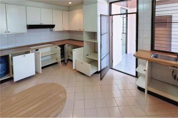 Pet friendly 3 bedroom Sukhumvit 23 BTS Asoke - 920071001-9314