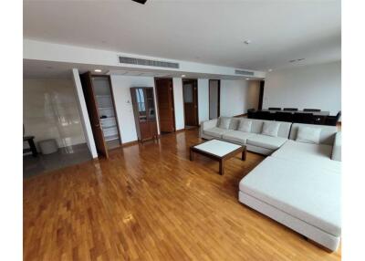 For rent pet friendly apartment 3+1 bedrooms in Sukhumvit 23 BTS Asoke MRT Sukhumvit - 920071001-9305