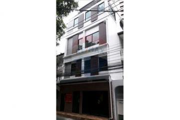 Commercial building for sale located Sukhumvit 39. - 920071001-6836