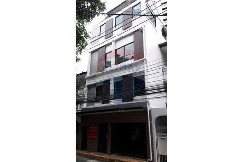 Commercial building for sale located Sukhumvit 39. - 920071001-6836