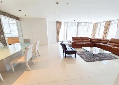 Condo for rent,3bed,9 floor,Athenee Residence,BTS Ploenchit