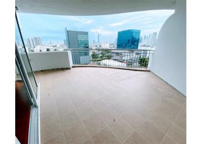 For rent 3 beds big balcony un blocked view Baan Suan Plu - 920071001-9260