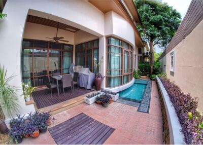 Single house for rent  4 bedrooms @ Baan Sansiri Sukhumvit 67 BTS Phrakanong station - 920071001-9068
