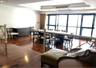 Beautiful luxury apartment between ThonglorEkkamai - 920071001-8925