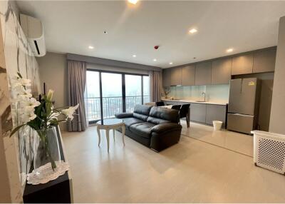 Spacious beautiful luxury unit with the view