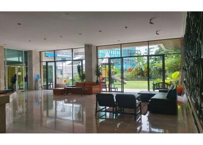 Spacious pet friendly unit in sukhumvit 20 - 920071001-9000