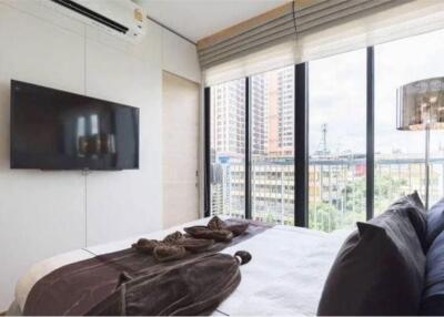 Luxury beautiful condo in downtown soi 24