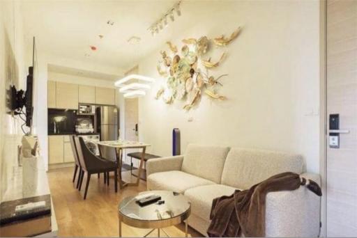 Luxury beautiful condo in downtown soi 24