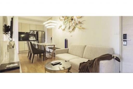 Luxury beautiful condo in downtown soi 24