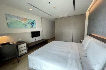 Bright spacious pet friendly unit near BTS NANA