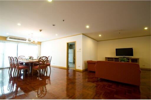 Spacious Pet friendly unit sukhumvit 20 - 920071001-8998