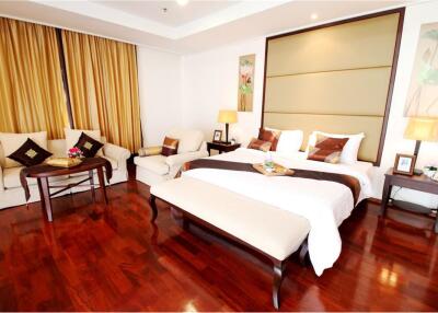 For Rent 3bedroom 3 bath Fully Furnished, 5 Minutes walk to BTS Phrom Phong - 920071001-5739