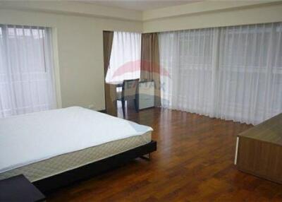 apartment for rent,newly renovated,3bed,65K/month,in Sukhumvit 14. BTS Asoke,MRT Sukhumvit. - 920071001-8649