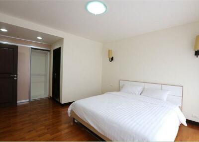 apartment for rent,newly renovated,3bed,65K/month,in Sukhumvit 14. BTS Asoke,MRT Sukhumvit. - 920071001-8649