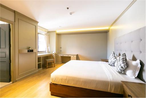 for rent serviecd apartment,exceutive 2 bed,in Skhumvit 63,BTS Ekamai - 920071001-8524
