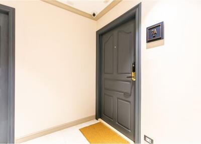 for rent serviecd apartment,exceutive 2 bed,in Skhumvit 63,BTS Ekamai - 920071001-8524
