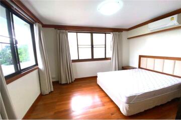 Spacious 3 Bedrooms For Rent Near BTS Asoke - 920071001-8490