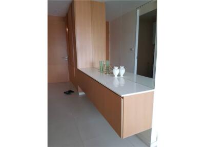 2 Bedrooms For Sale Amanta Lumpini Best Price