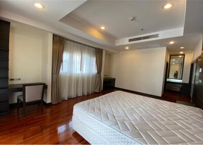 For rent pet friendly apartment 3 bedrooms Sukhumvit 19 BTS Asoke station - 920071001-8423