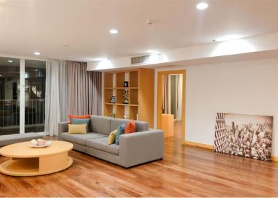 Pet Friendly apartment ,Huge Balcony, Modern style 4 Beds, BTS Ekamai - 920071001-8384