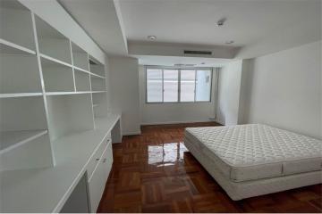 Pet Friendly low rise Apartment 3+1 Beds  For Rent BTS Nana