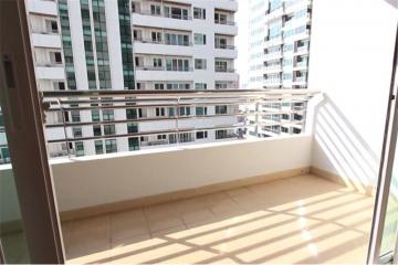 Apartment near BTS Phrompong Station