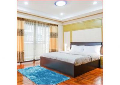 Newly Renovate 3 Beds Apartment For Rent Phrompong - 920071001-5531
