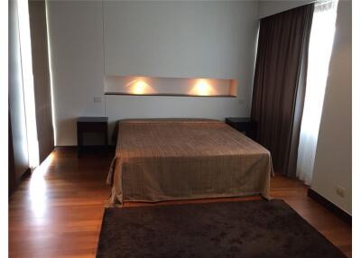 Apartment 3 Bedrooms For Rent in Ruamrudee - 920071001-4238