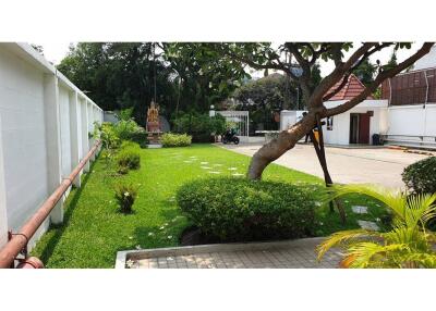 Phatsana Gardens  Penthouse For Sale - 920071001-5489