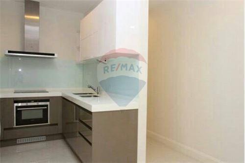 SALE! 2 beds, @Q Langsuan 25MB! *freehold* - 920071001-7303