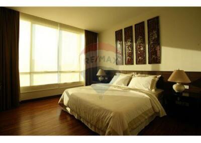 Promotion Price  3+1 Bedrooms with Balcony / For Rent / in Thonglor - 920071001-3943