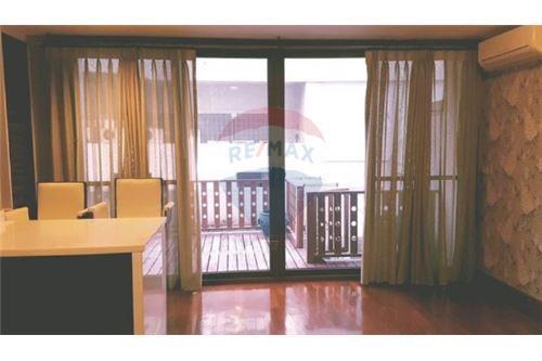 Spacious 2 Bedroom Duplex for Sale Supalai Place - 920071001-2371
