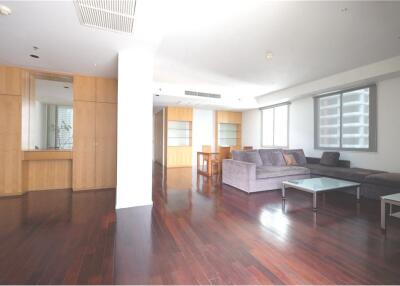 Spacious 2 Bedrooms For Rent in Saladaeng - 920071001-6162