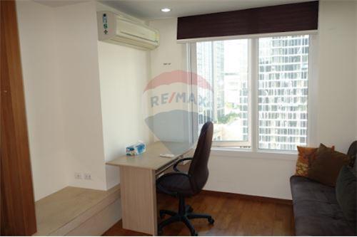 Siri Residence  3 Bedrooms with open view