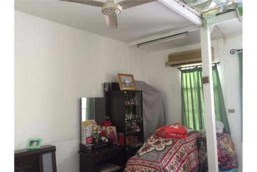 Single House For Rent Sukhumvit, Locations Thonglor and Phormpong, Parking 4 Cars.