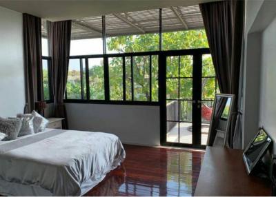 HOUSE WITH SWIMING POOL 4 BEDS SUKHUMVIT FOR SALE - 920071001-7193