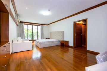 Expansive 4-Bedroom, 4-Bathroom Unit: 328 Sqm. Fully Furnished with Spectacular City Views - 920071001-5615