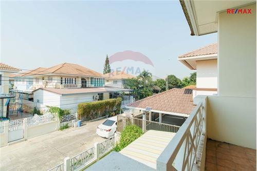 188 Sqm., 3 Beds, 3 Baths House listed for ฿ 3,490,000.