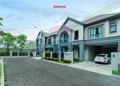 254 Sqm., 4 Beds, 4 Baths Townhouse listed for ฿ 12,900,000.