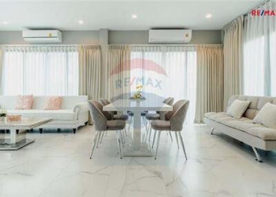 254 Sqm., 4 Beds, 4 Baths Townhouse listed for ฿ 12,900,000.