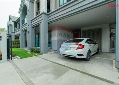 254 Sqm., 4 Beds, 4 Baths Townhouse listed for ฿ 12,900,000.