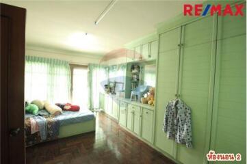 160 Sqm., 3 Beds, 2 Baths Townhouse listed for ฿ 5,500,000.