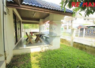 160 Sqm., 3 Beds, 2 Baths Townhouse listed for ฿ 5,500,000.