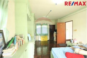 160 Sqm., 3 Beds, 2 Baths Townhouse listed for ฿ 5,500,000.