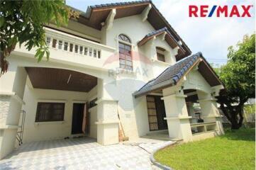 160 Sqm., 3 Beds, 2 Baths Townhouse listed for ฿ 5,500,000.