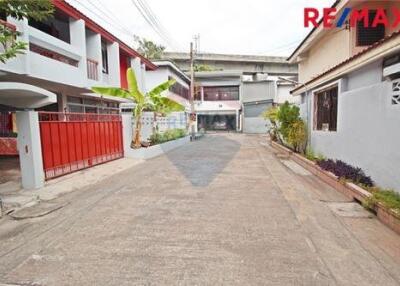 138 Sqm., 3 Beds, 2 Baths House listed for ฿ 6,500,000.