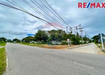 1,600 Sqm. Land listed for ฿ 22,000,000.