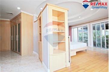 342 Sqm., 4 Beds, 5 Baths Condo listed for ฿ 11,900,000.