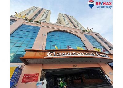 342 Sqm., 4 Beds, 5 Baths Condo listed for ฿ 11,900,000.
